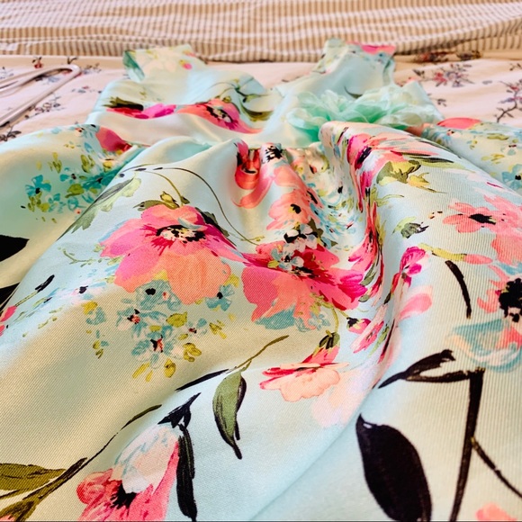 Girls party dress - Picture 4 of 10